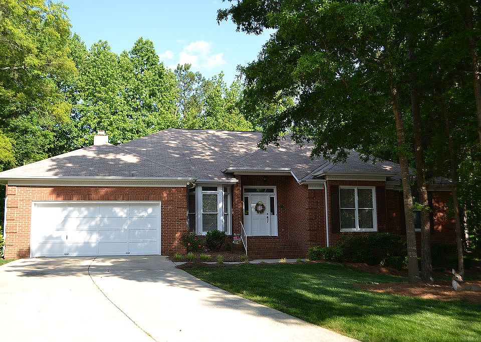 1st image of 10404 Wyndham Forest Dr