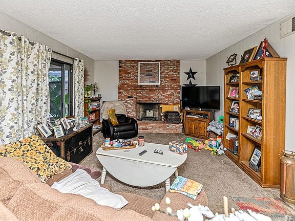 4th image of 3552 Wathen Ct