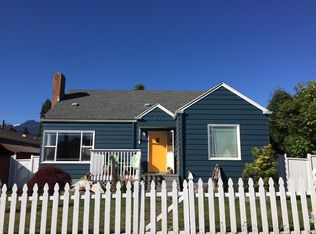 106 W 9th St, Port Angeles, WA