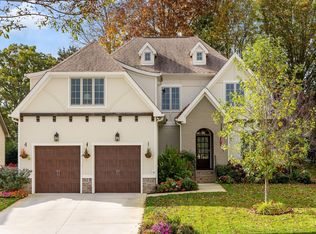 9236 White Ash Dr, Ooltewah, TN 37363