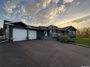 4018 3rd St N, Edam, SK S0M0V0