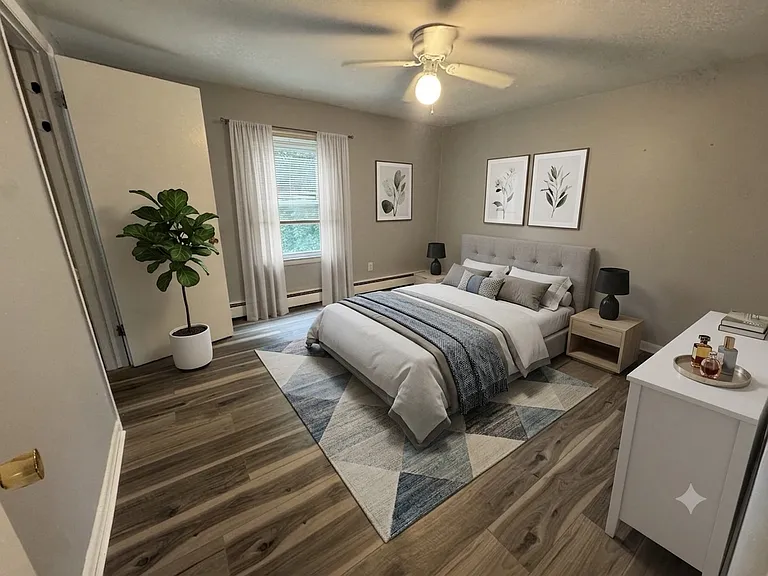 21 Reservoir Rd #4 — Photo 2