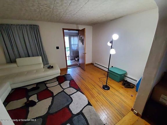 5th image of 330 Simpson St
