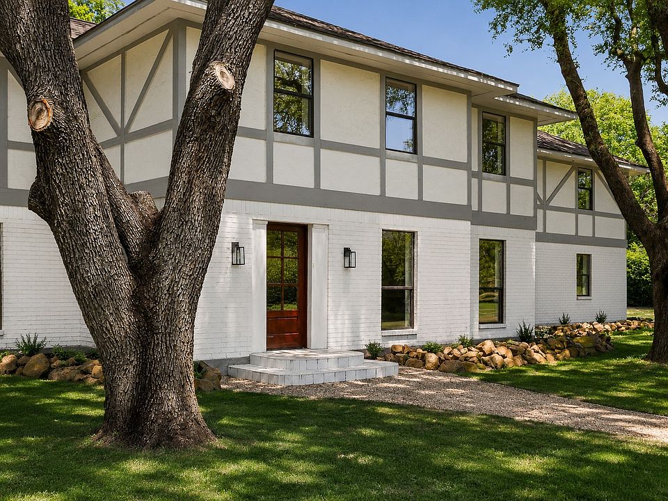 1st image of 5049 Golden Cir