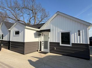 10139 Woodlawn Dr, Portage, MI 49002