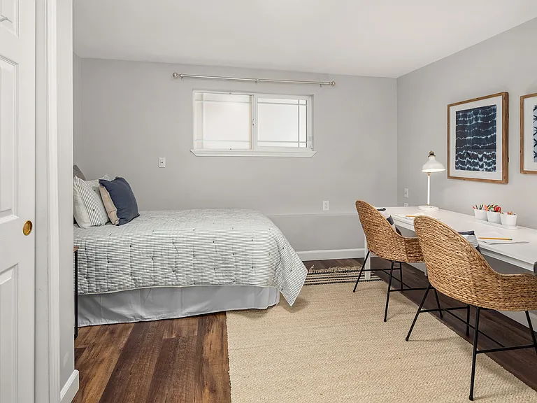 17443 NE 12th St — Photo 31
