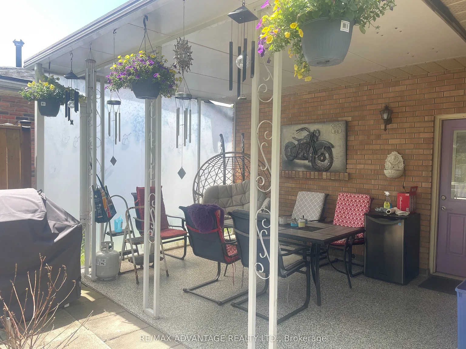 3 bed, $2,200 — Photo 4