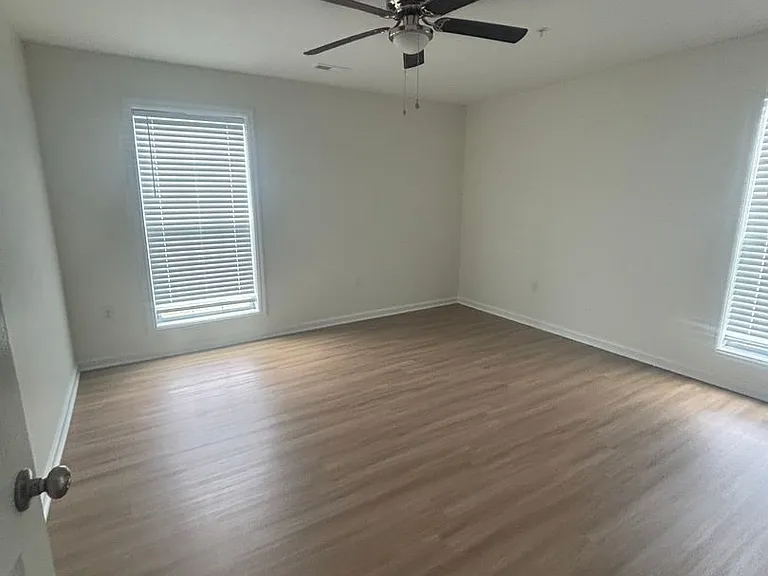 3943 Winchester Rd — Photo 15