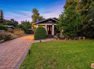 557 E Woodbury Rd, Altadena, CA 91001