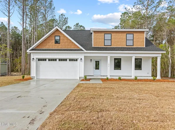 68 Whispering Pines Court, Hampstead, NC 28443