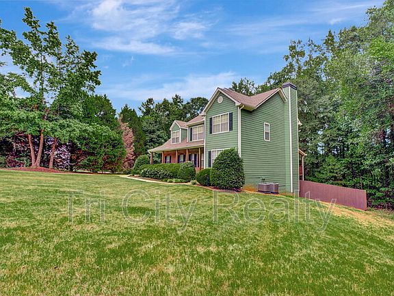 3rd image of 75 Rock Mill Ct