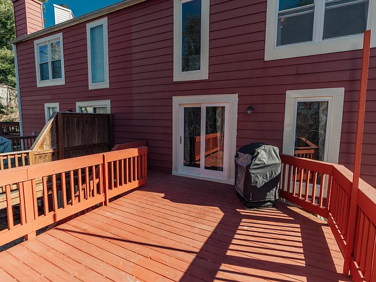 1664 Whisperhill Dr — Photo 24
