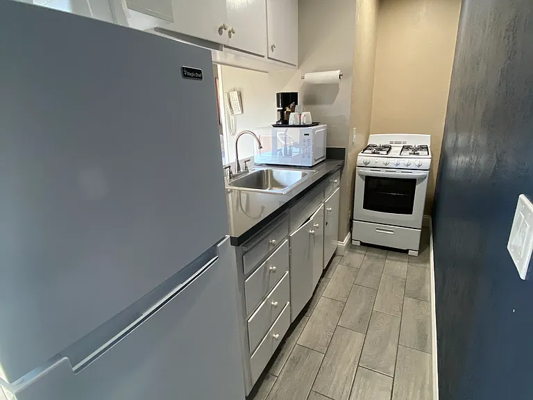 Rio Sands Condominiums — Photo 27