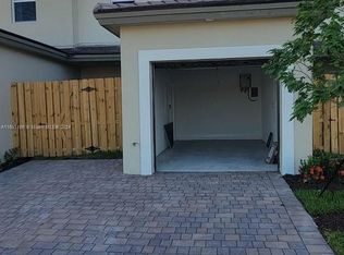 14816 SW 265th St, Homestead, FL 33032