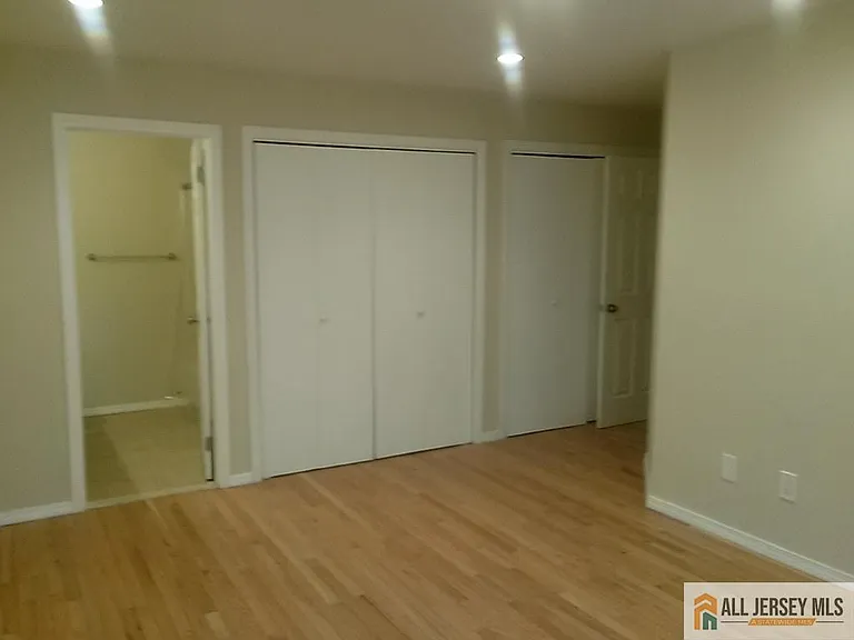 510 Sunshine Ct — Photo 19