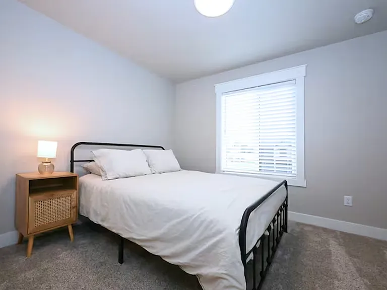 525 N 4th St #2 — Photo 16