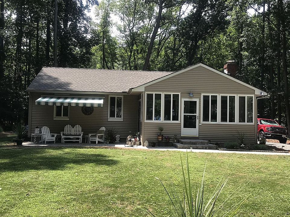 2nd image of 95 Bay Quarter Dr
