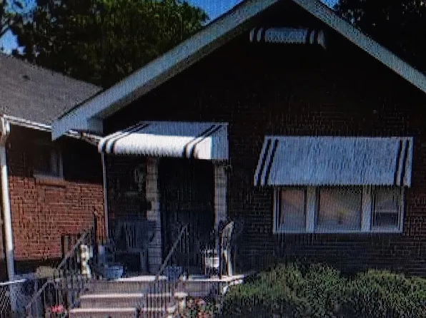 6111 Sherry Ave, Saint Louis, MO 63136