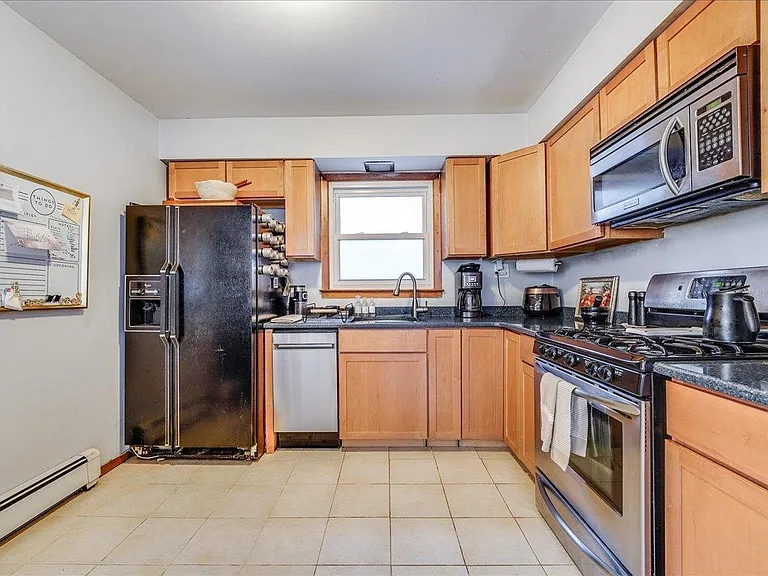 565 Central Ave #2 — Photo 5