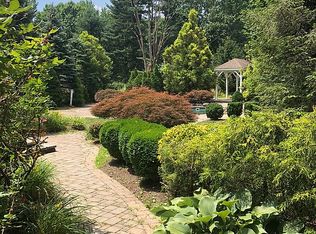 129 W End Ave, Pompton Plains, NJ 07444