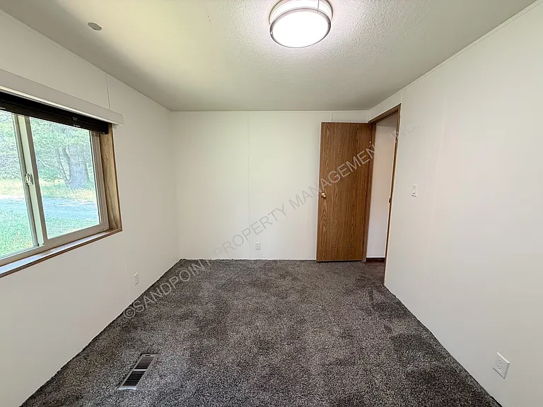 2120 Rapid Lightning Rd — Photo 12