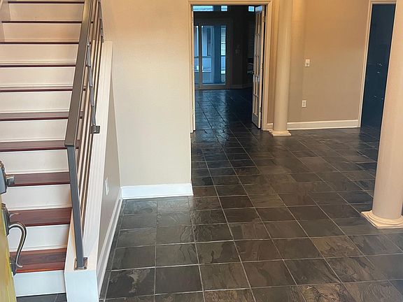 2nd image of 404 S Orleans Ave