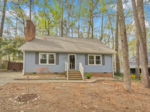 1010 Flanders St, Garner, NC 27529