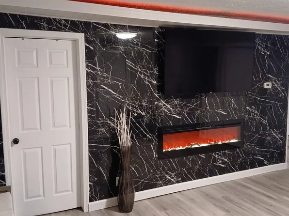 851 E Center St Floor 1, Wallingford, CT 06492