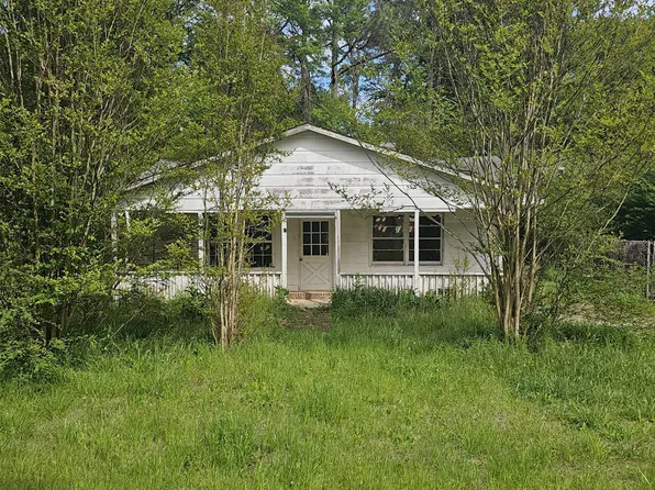 111 Smith Rd, Newnan, GA 30263
