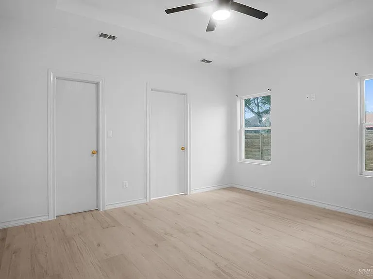 2809 Los Pinos Ln — Photo 11