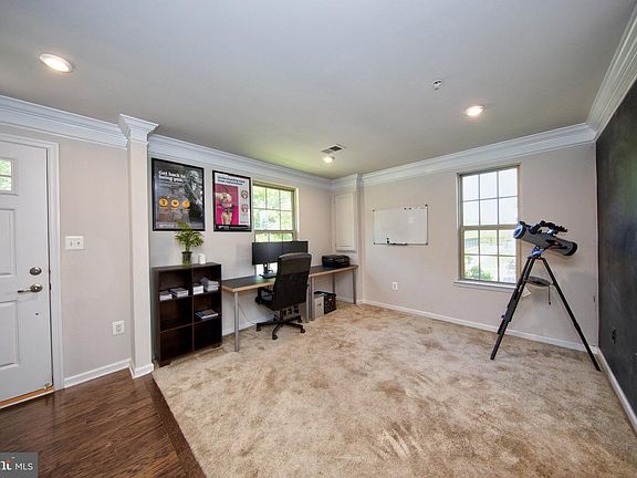 5th image of 10129 Campbell Blvd