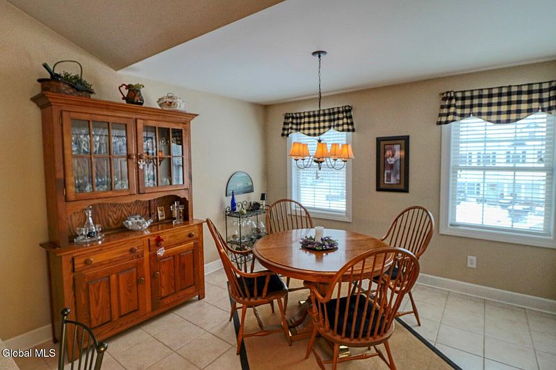 4th image of 15 Ellis Avenue #8