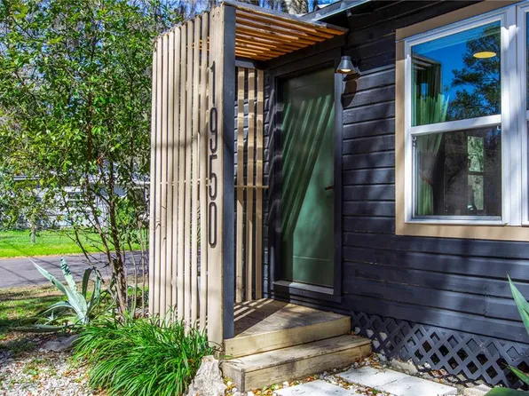 1950 NW 33rd Ave, Gainesville, FL 32605