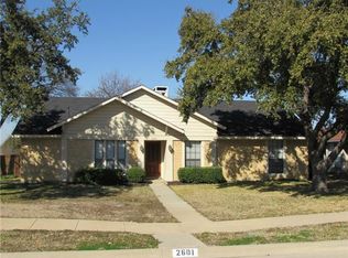 2601 Fallcreek Dr, Carrollton, TX 75006