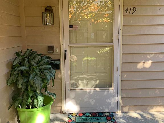 2nd image of 419 Windward Dr