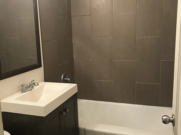 214-285 Cypress 254 256 Colorado — Photo 7