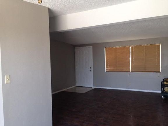 4th image of 7241 E Avenue U2