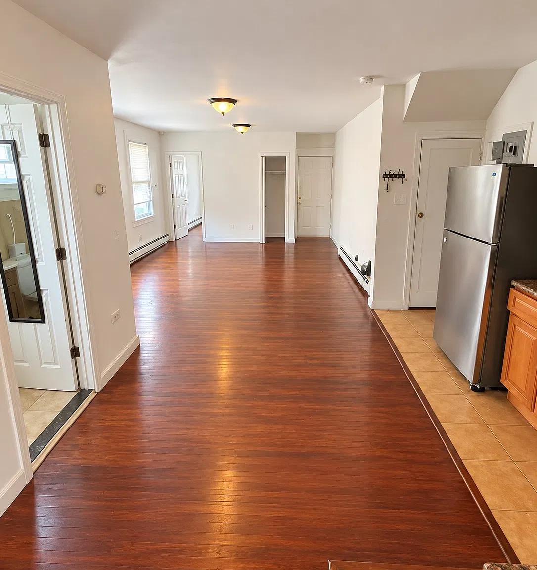 3 bed, $3,500 — Photo 4