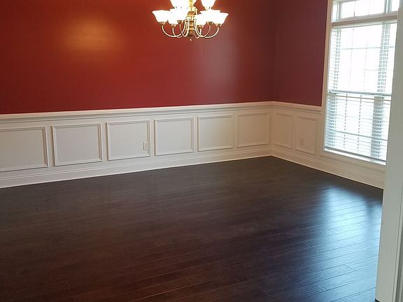 4th image of 3814 Thoreau Dr