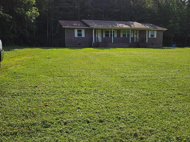 1103 Johnson Rd — Photo 6