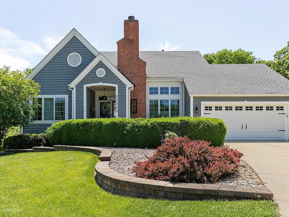 1st image of 22400 S Newcastle Ct
