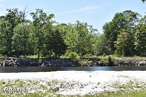 1st image of 0 Woodland Cir