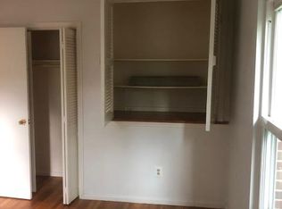 8719 Stockton Pkwy, Alexandria, VA 22308