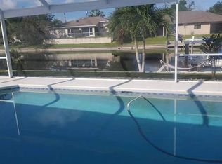 610 SE 8th Pl, Cape Coral, FL 33990