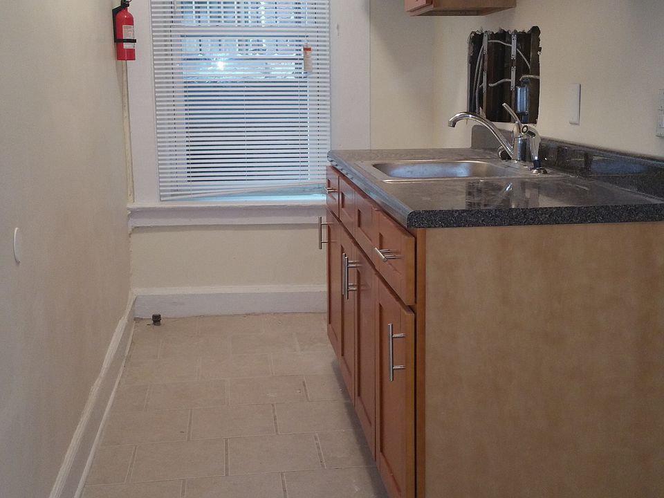 1st image of 496 Park Ave APT 5
