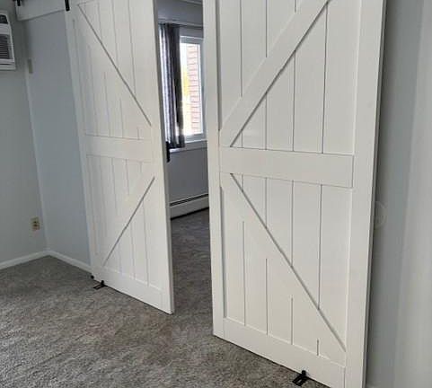 5th image of 2690 Oxford St N APT 209