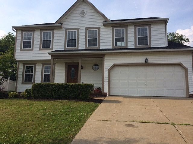 1st image of 300 Skylark Dr