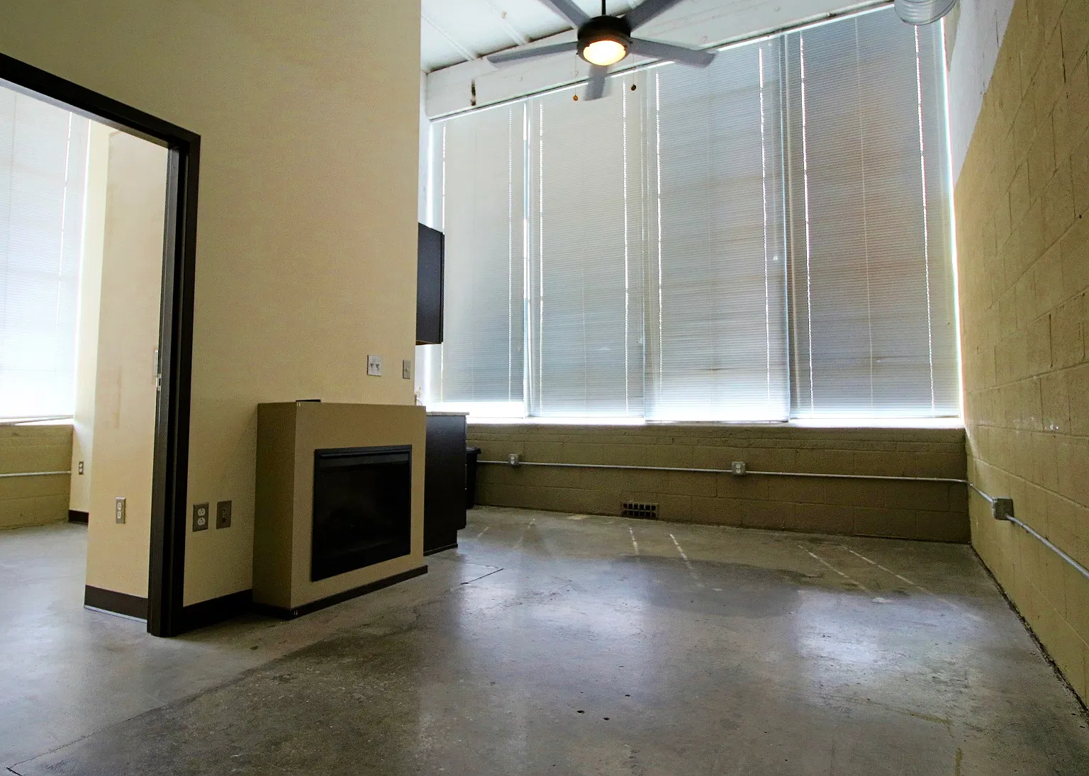 Stockton Lofts — Photo 2