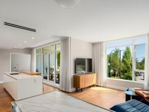 3 bedroom rental in Vancouver — photo 4