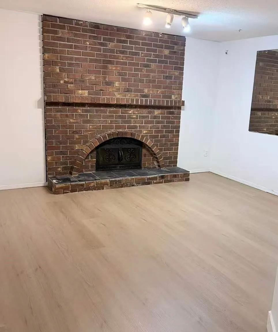 2 bed, 980 sqft, $2,200 — Photo 3